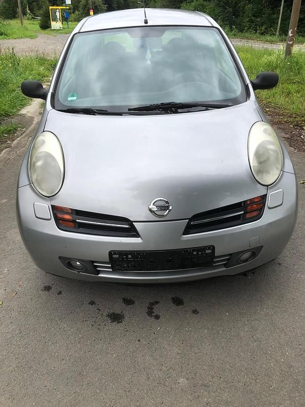 Silber Gebraucht 2004 Nissan Micra Kleinwagen | 490 € (Superpreis) - Bild 1/4