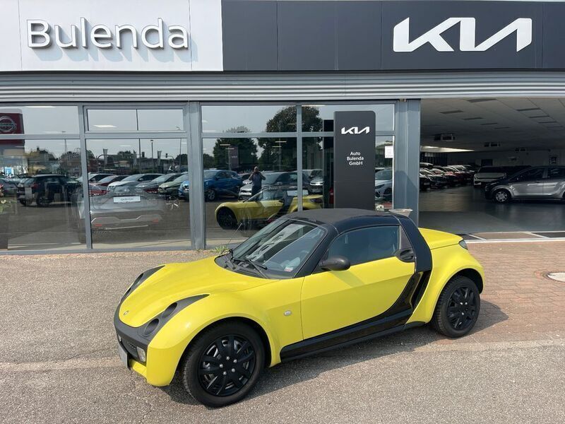 Gelb Gebraucht 2004 Smart Roadster Cabrio | 7.970 € (Teuer) - Bild 1/4