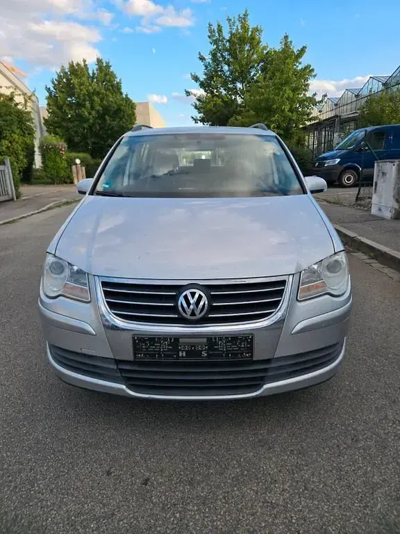 Gebraucht VW Touran Trendline 102 PS (75 kW) 2009 Silber Van / Kleinbus