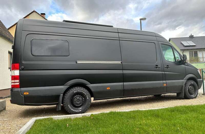 Schwarz Gebraucht 2010 Mercedes Sprinter Van | 39.500 € - Bild 1/4
