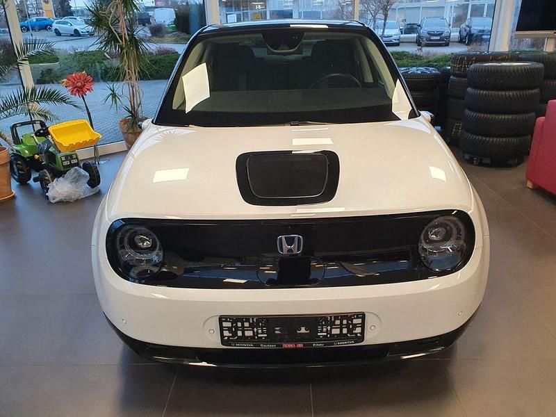 Gebraucht Honda e Advance 113 kW (154 PS) 2021 Platinum white p. Kleinwagen
