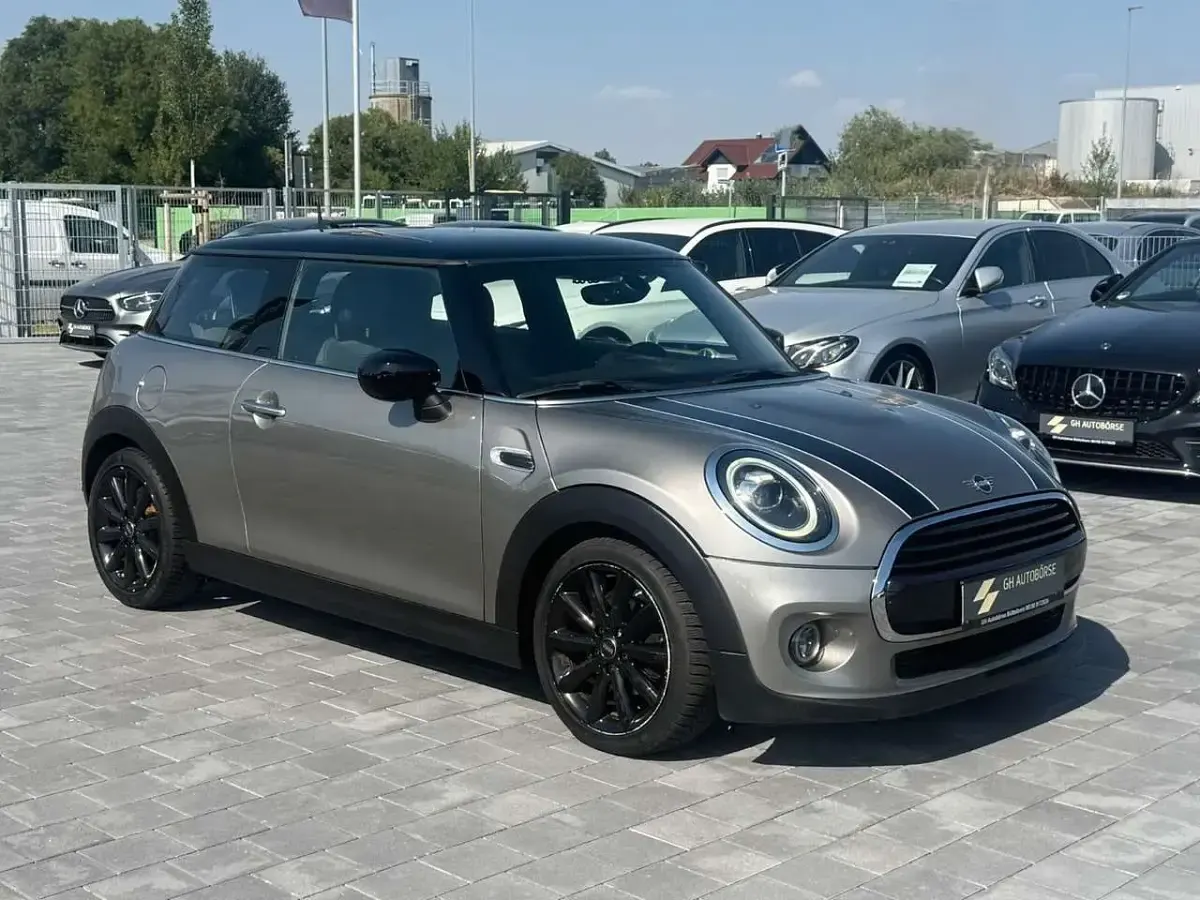 Gebraucht Mini Cooper 136 PS (100 kW) 2020 Silber Kleinwagen