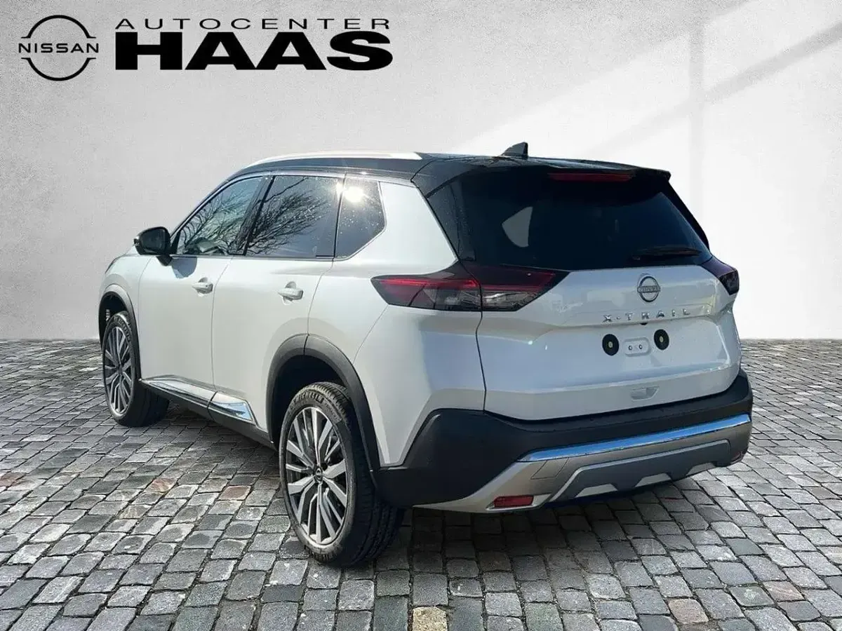 Neu Nissan X-Trail Tekna+ 163 PS (119 kW) 2025 Pearl white SUV