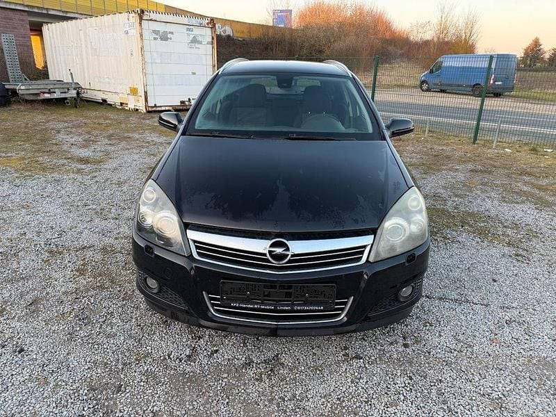 Gebraucht Opel Astra Innovation 140 PS (102 kW) 2008 Schwarz Limousine