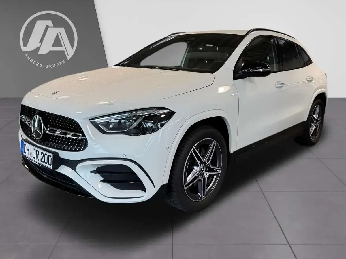 Gebraucht Mercedes GLA250 AMG 163 PS (119 kW) 2024 Weiß digitalweiß SUV