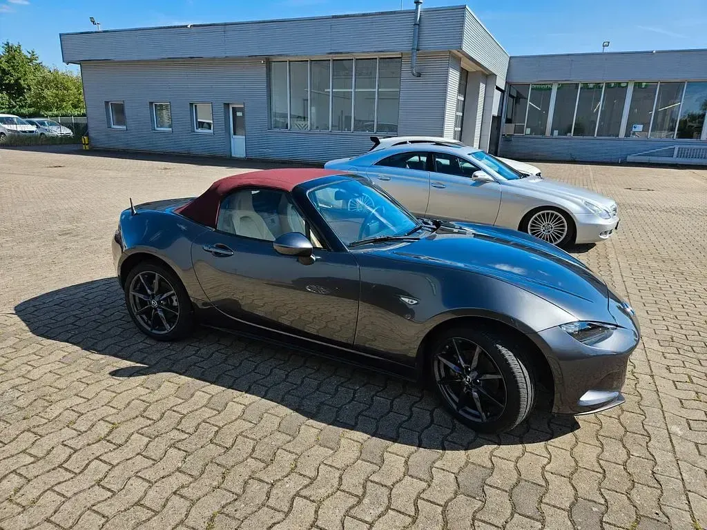 Gebraucht Mazda MX5 160 PS (117 kW) 2018 Grau Cabrio