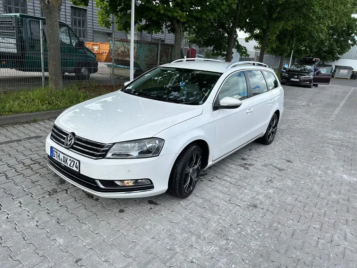 Używany VW Passat Comfortline 140 KM (102 kW) 2011 Biały Kombi