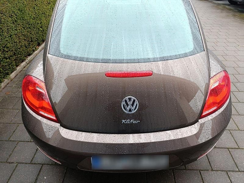 Gebraucht VW Beetle Design 105 PS (77 kW) 2014 Braun Kleinwagen