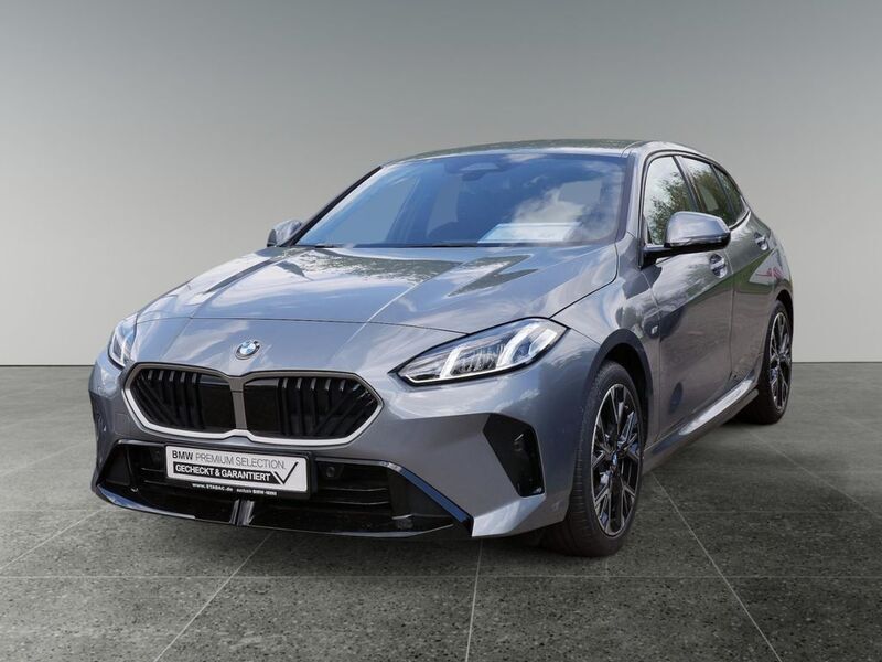 Grau Gebraucht 2024 BMW 120 M Sport Kleinwagen | 32.490 € (Superpreis) - Bild 1/4