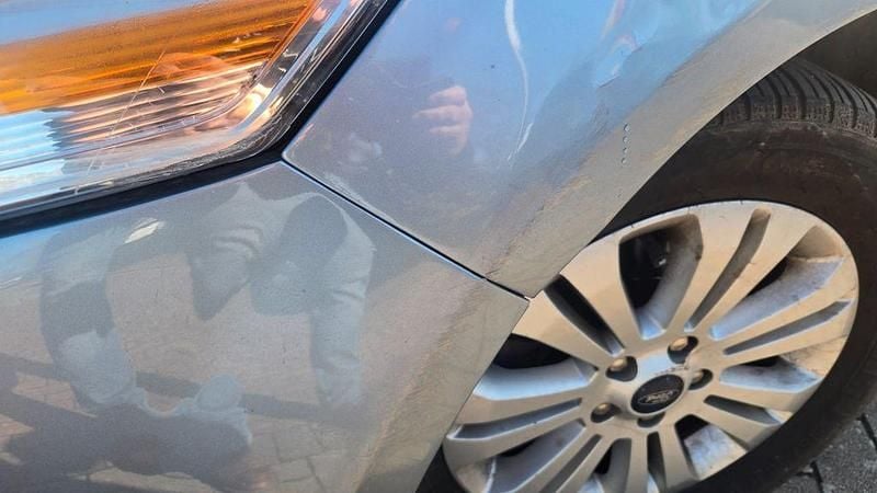 Gebraucht Ford Mondeo Ghia 145 PS (106 kW) 2007 Grau Limousine