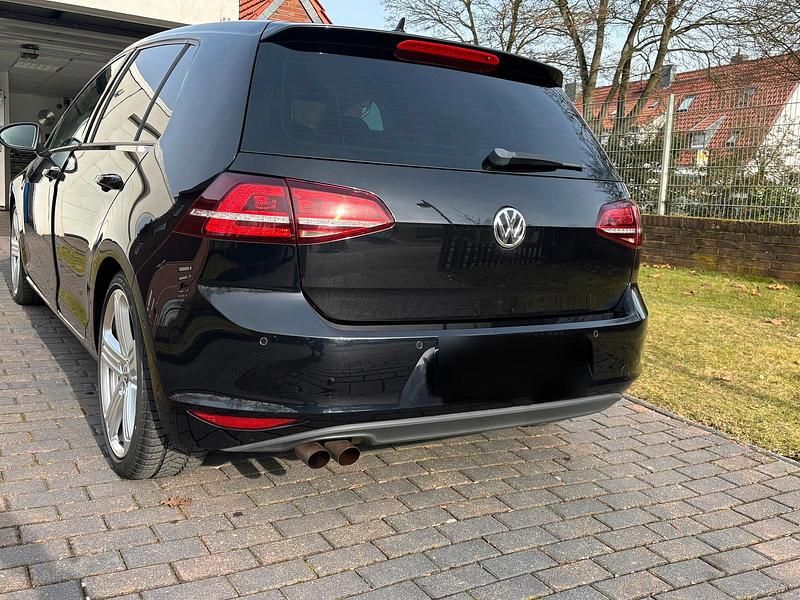 Gebraucht VW Golf VII Highline 140 PS (102 kW) 2013 Schwarz Kleinwagen