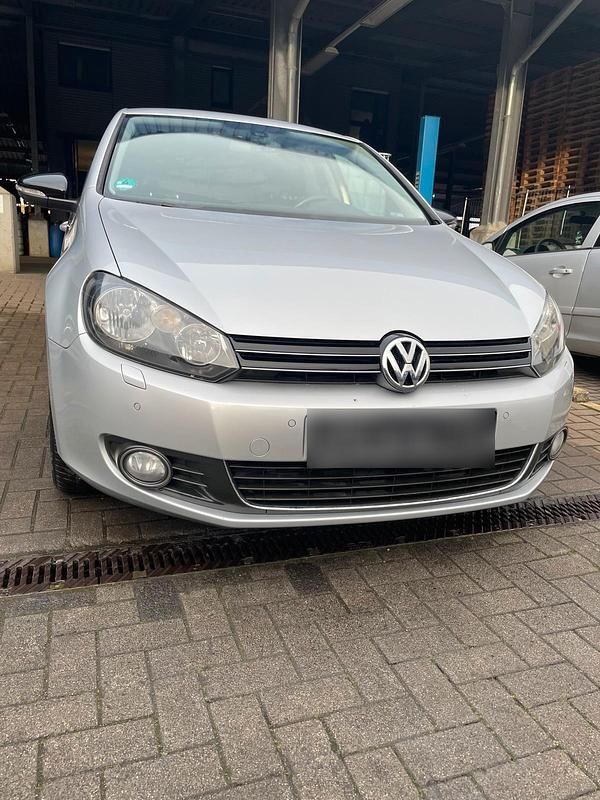 Gebraucht VW Golf VI Style 86 PS (63 kW) 2011 Silber Kleinwagen
