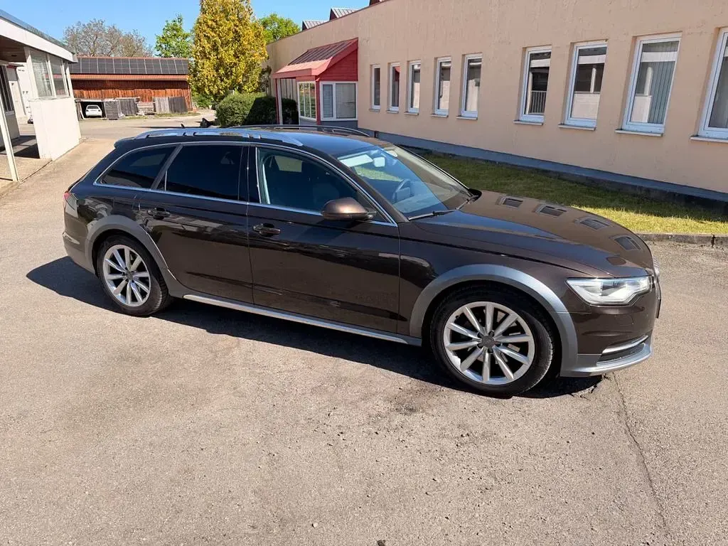 Gebraucht Audi A6 Allroad Sport 313 PS (230 kW) 2013 Braun Kombi