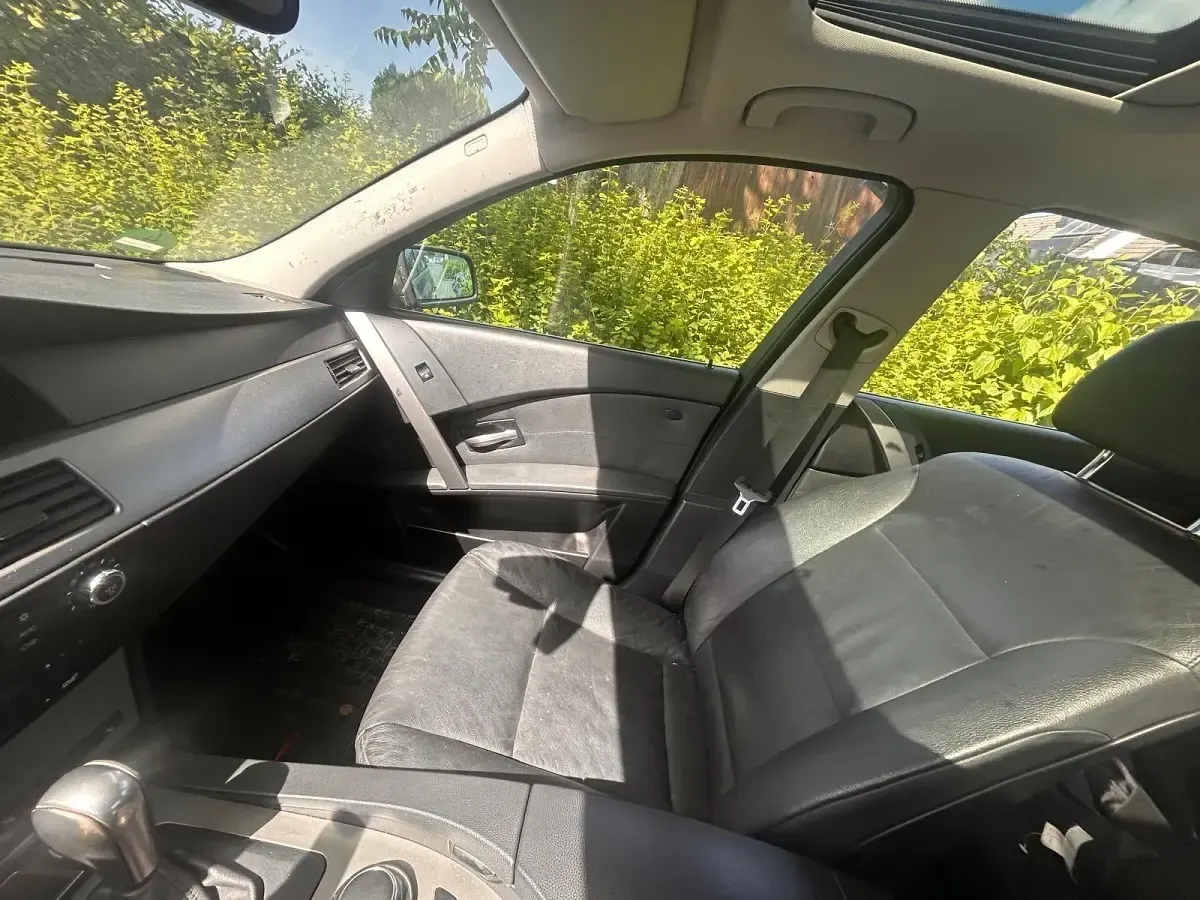 Gebraucht BMW 525 218 PS (160 kW) 2006 Grau Limousine