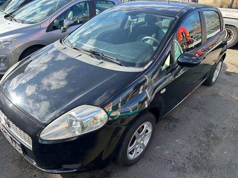 Gebraucht Fiat Punto Dynamic 77 PS (56 kW) 2008 Schwarz Kleinwagen