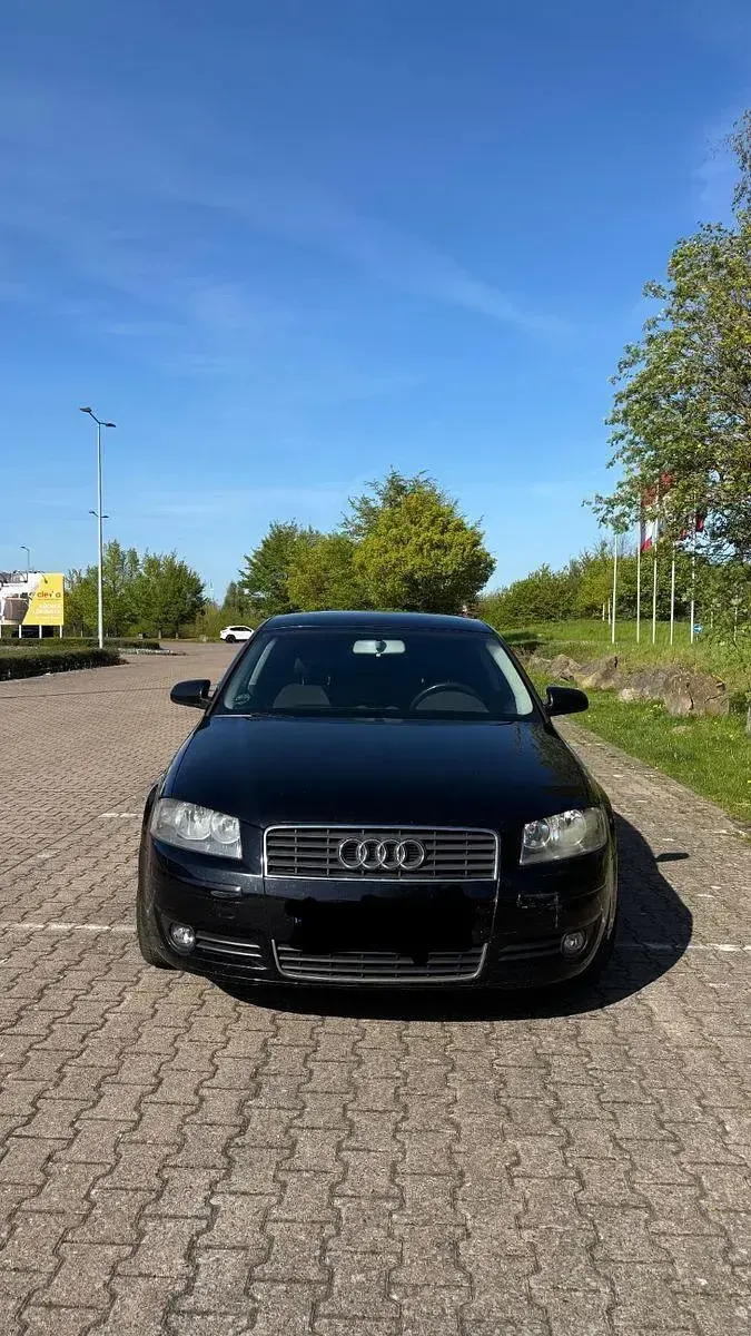Gebraucht Audi A3 Ambiente 140 PS (102 kW) 2005 Schwarz Kleinwagen