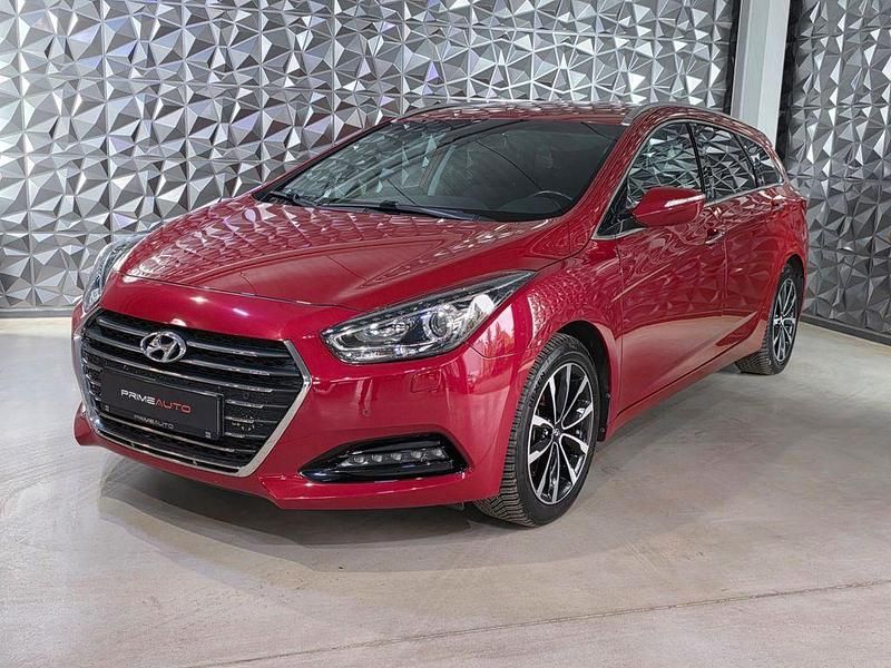 Rot Gebraucht 2016 Hyundai i40 Style Limousine | 12.990 € (Fairer Preis) - Bild 1/4