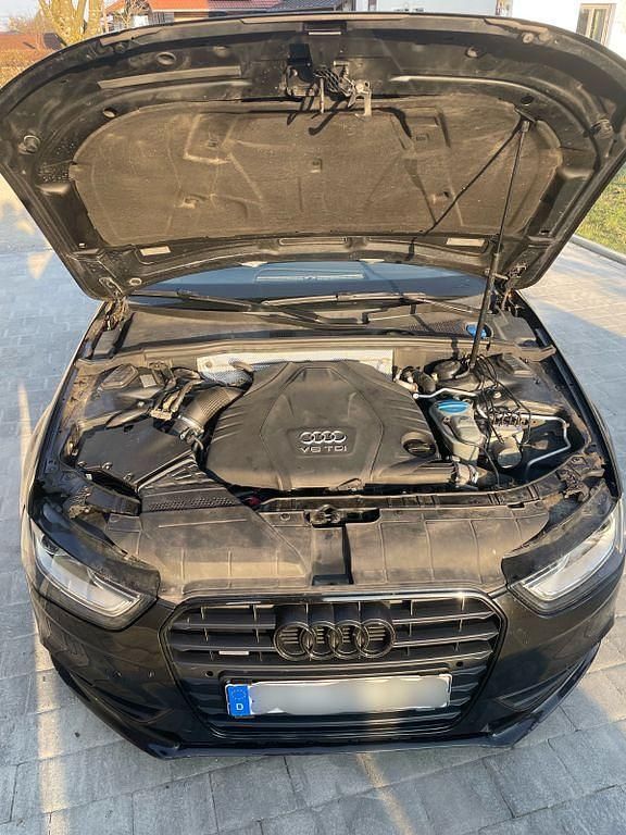 Gebraucht Audi A4 Ambiente 245 PS (180 kW) 2012 Schwarz Kombi