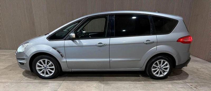 Gebraucht Ford S-MAX S 163 PS (119 kW) 2014 Silber Van / Kleinbus