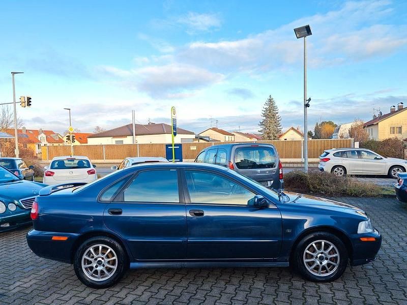 Gebraucht Volvo S40 122 PS (89 kW) 2003 Blau Limousine