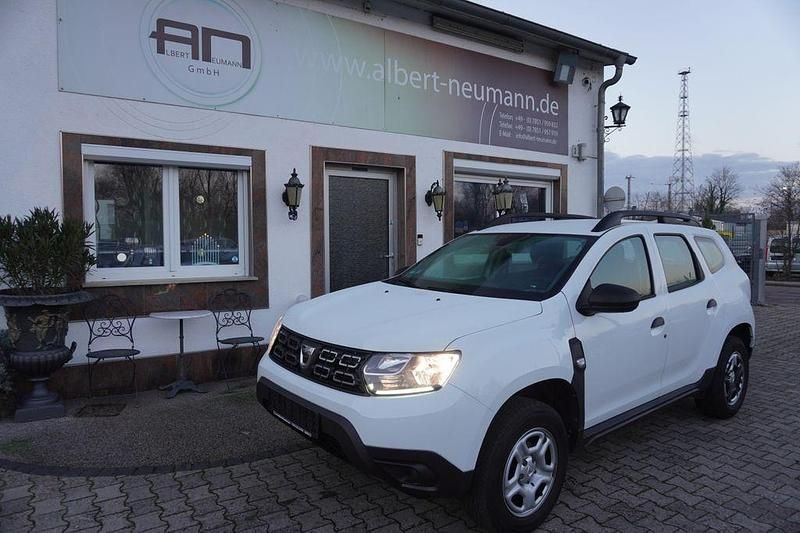 Weiß Gebraucht 2018 Dacia Duster Essentiel SUV | 10.500 € (Guter Preis) - Bild 1/4