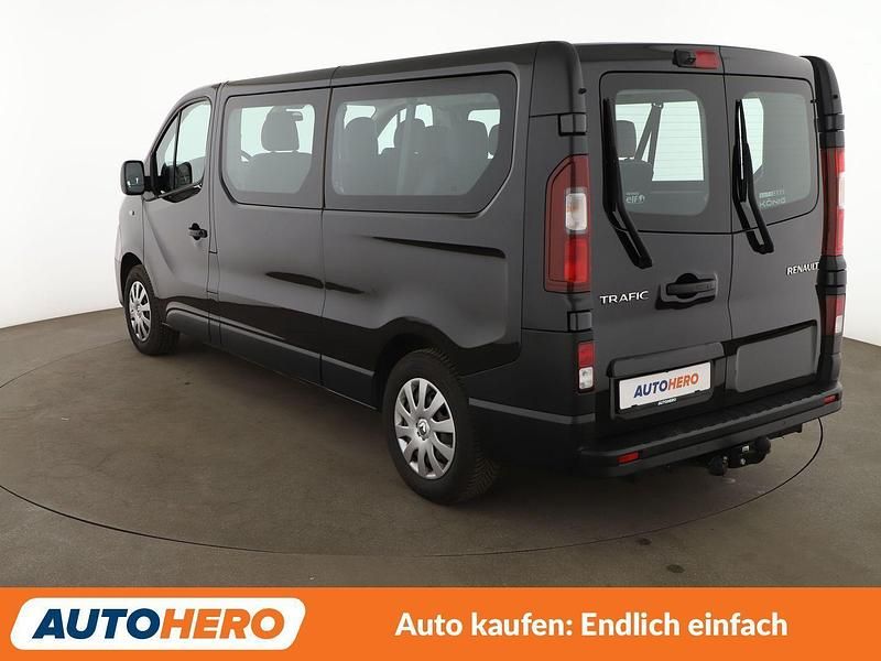 Gebraucht Renault Trafic Expression 121 PS (88 kW) 2019 Schwarz Van / Kleinbus