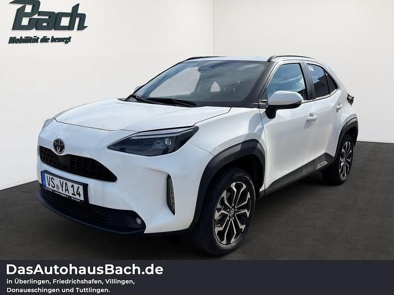 Weiß Gebraucht 2025 Toyota Yaris Cross Team SUV | 27.260 € (Guter Preis) - Bild 1/4