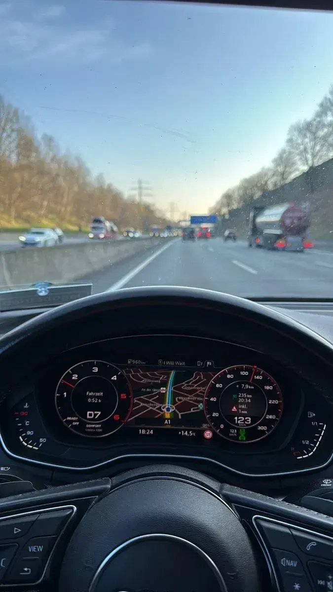 Gebraucht Audi A4 Sport 190 PS (139 kW) 2016 Schwarz Kombi
