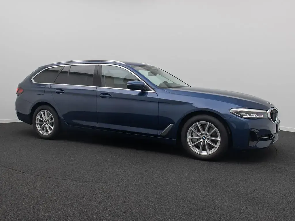 Gebraucht BMW 530 Sport Line 286 PS (210 kW) 2022 Phytonicblauc1mbraun Limousine