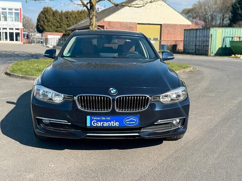 Gebraucht BMW 316 136 PS (100 kW) 2013 Blau Limousine