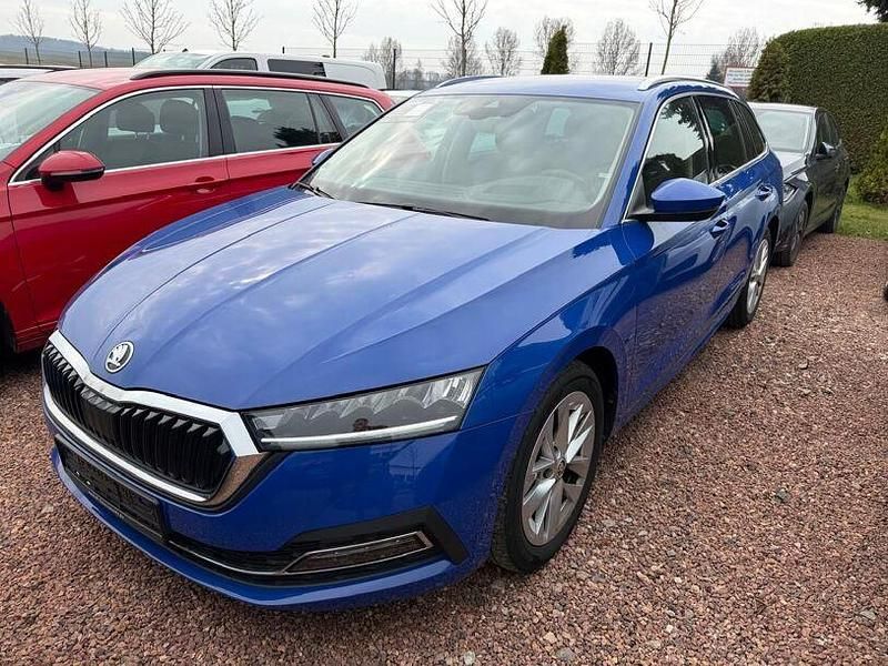 Gebraucht Skoda Octavia Style 150 PS (110 kW) 2022 Energyblau Kombi