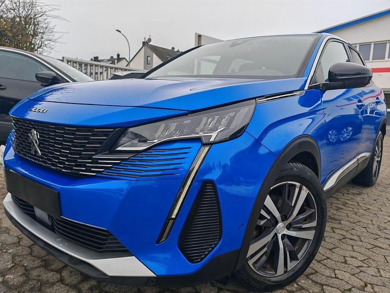 Gebraucht Peugeot 3008 Allure 131 PS (96 kW) 2022 Blau SUV