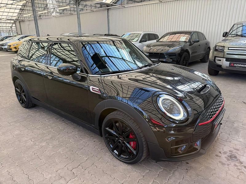 Schwarz Gebraucht 2022 Mini John Cooper Works Clubman Kombi | 28.990 € (Guter Preis) - Bild 1/4