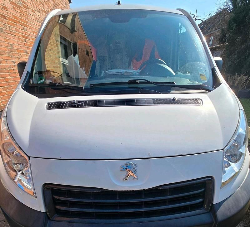 Gebraucht Peugeot Expert 90 PS (66 kW) 2016 Weiß Van