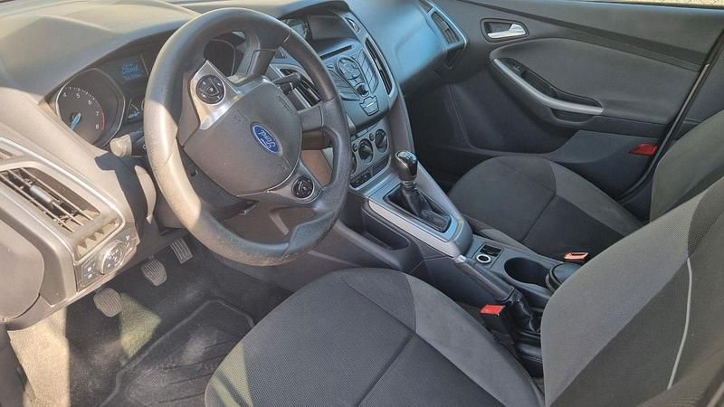 Gebraucht Ford Focus 105 PS (77 kW) 2011 Kombi
