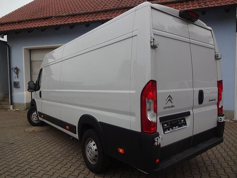 Gebraucht Citroën Jumper 165 PS (121 kW) 2024 Weiß Van / Kleinbus