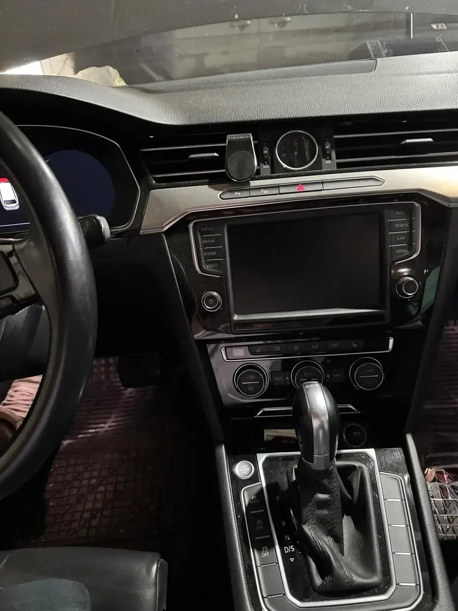 Gebraucht VW Passat 239 PS (175 kW) 2016 Schwarz Kombi