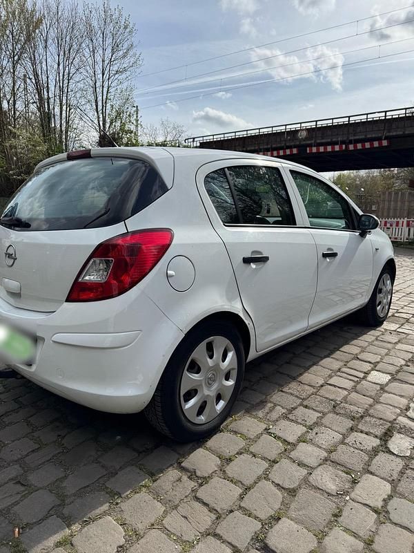 Second-hand Opel Corsa 60 CP (44 kW) 2009 Alb Hatchback