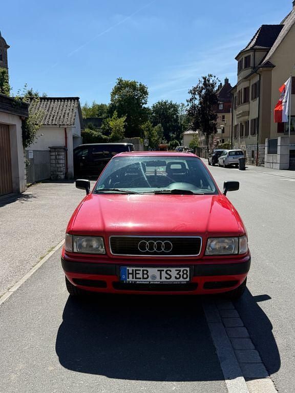 Rot Gebraucht 1993 Audi 80 Limousine | 3.499 € - Bild 1/4
