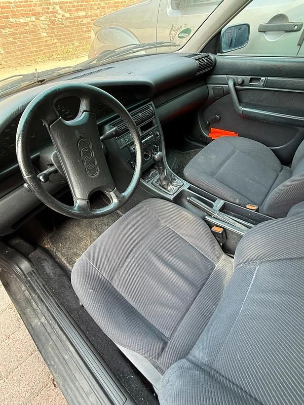 Gebraucht Audi 100 115 PS (84 kW) 1992 Schwarz Limousine