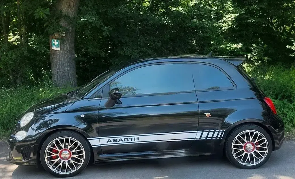Gebraucht Abarth 500 135 PS (99 kW) 2014 Schwarz Kleinwagen
