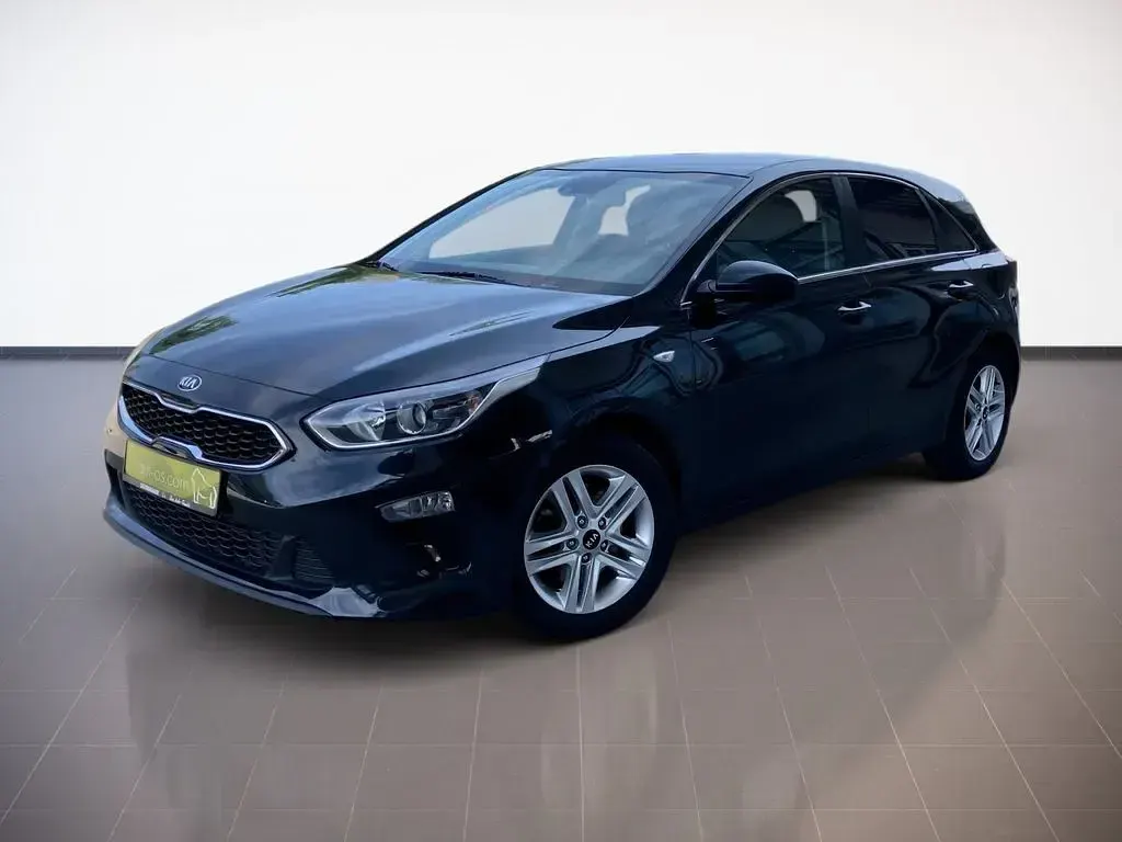Gebraucht Kia Ceed Vision 140 PS (102 kW) 2021 Schwarz Kleinwagen