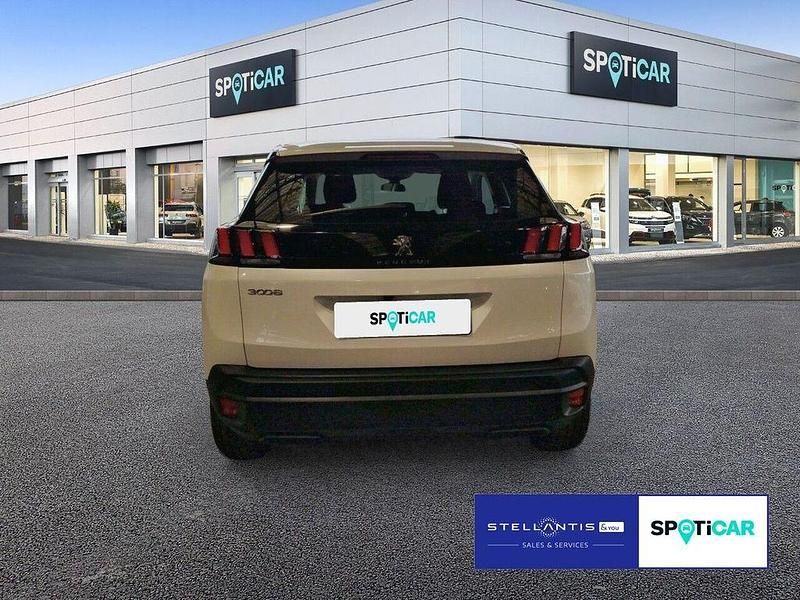 Gebraucht Peugeot 3008 Active 131 PS (96 kW) 2022 Weiß SUV