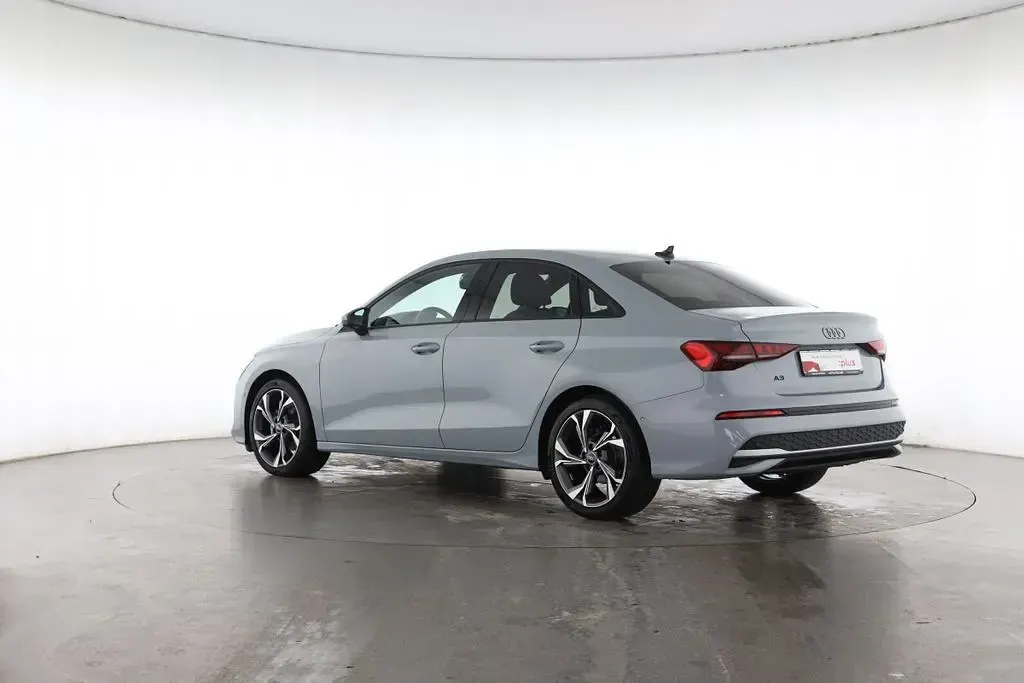 Gebraucht Audi A3 Advanced Plus 116 PS (85 kW) 2024 Pfeilgrau perleffekt Limousine