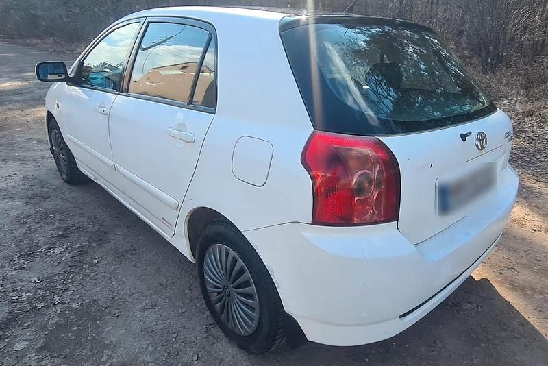 Gebraucht Toyota Corolla 90 PS (66 kW) 2005 Kleinwagen