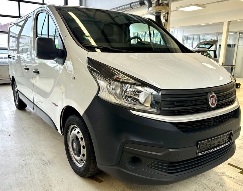 Weiß Gebraucht 2017 Fiat Talento Business Van | 9.900 € (Etwas zu teuer) - Bild 1/4