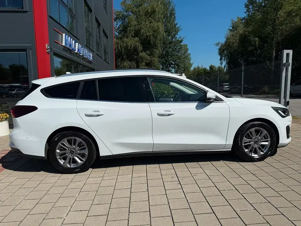 Gebraucht Ford Focus Titanium X 116 PS (85 kW) 2024 Weiß Limousine