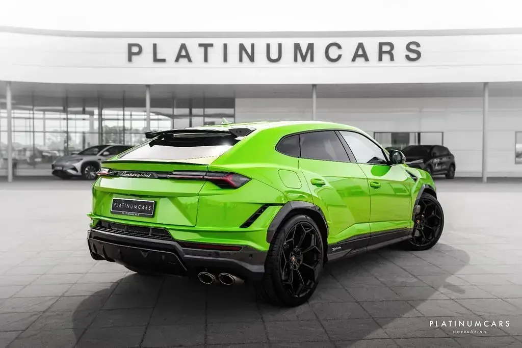 Gebraucht Lamborghini Urus 666 PS (489 kW) 2024 Grün SUV
