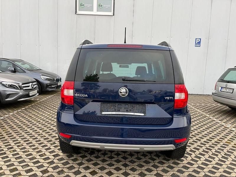 Gebraucht Skoda Yeti Active 110 PS (80 kW) 2014 Blau SUV