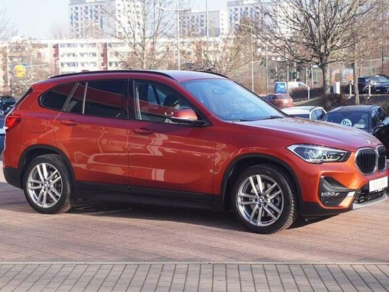 Gebraucht BMW X1 Advantage 220 PS (161 kW) 2021 Orange (metallic) SUV